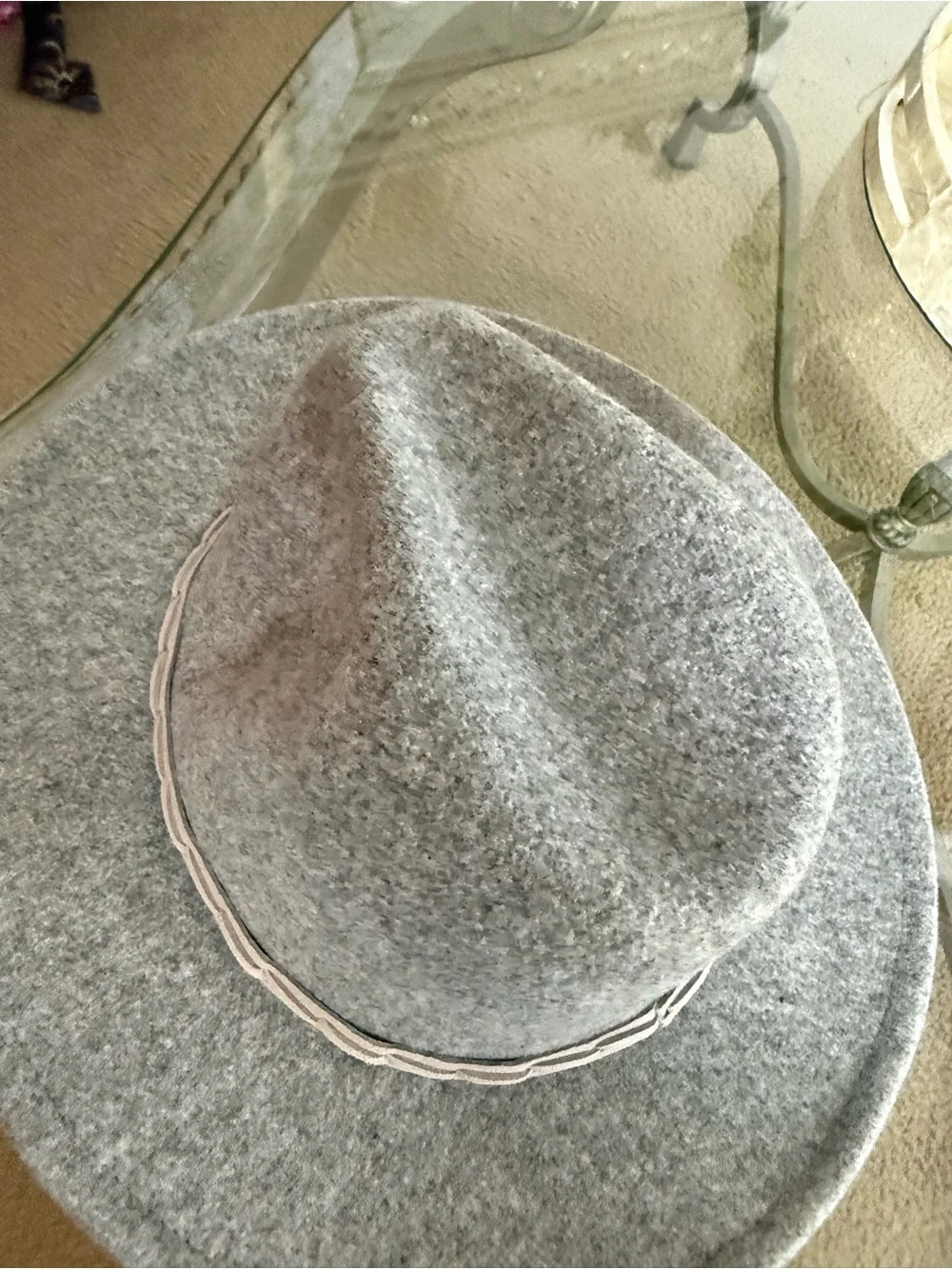 Time & Tru Women’s Light Gray Fedora